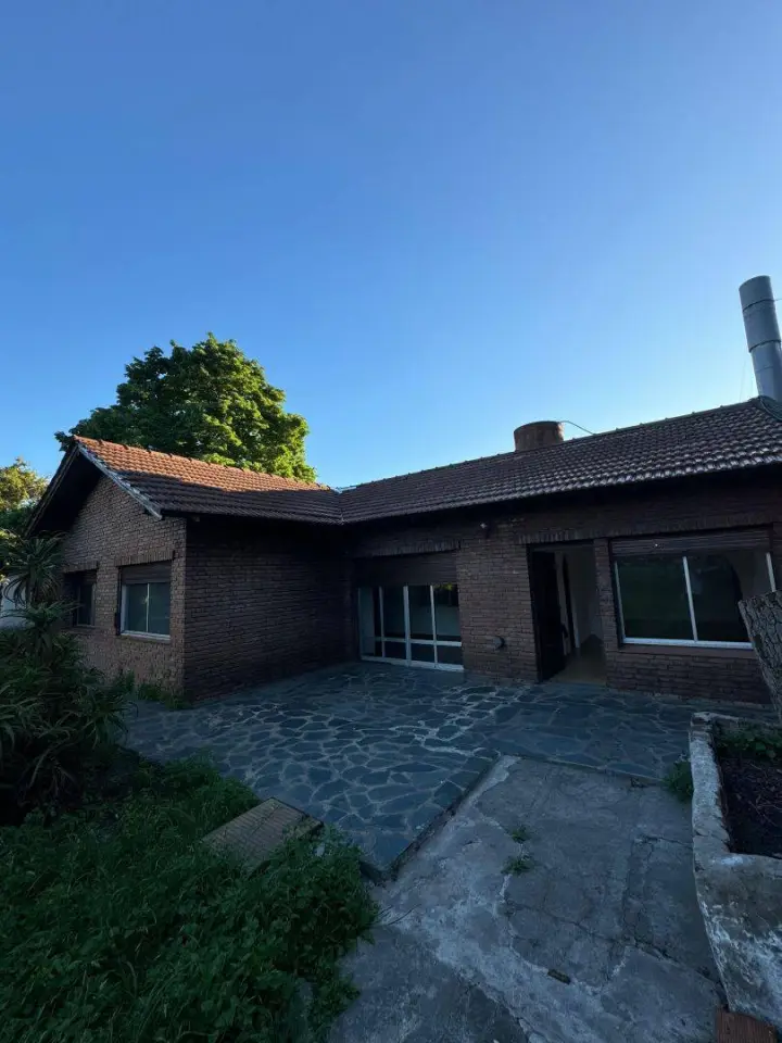 Casa de 4 dormitorios en El Palomar, foto 1