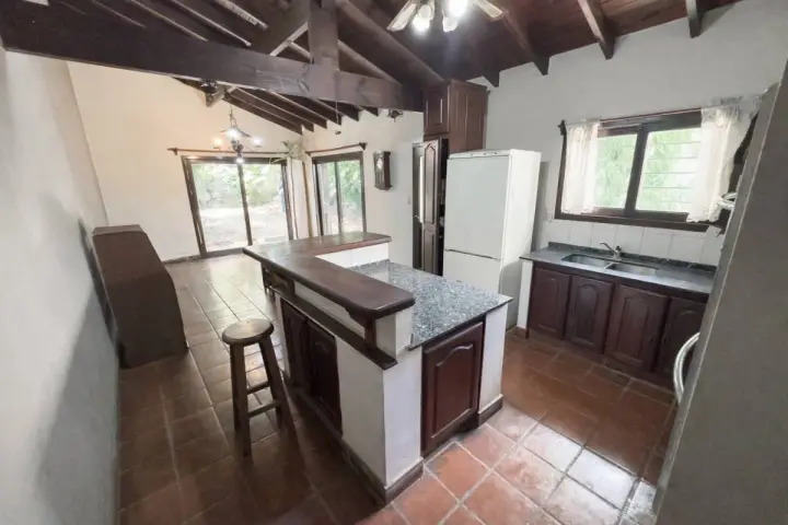 Casa de 3 dormitorios en Hurlingham, foto 1