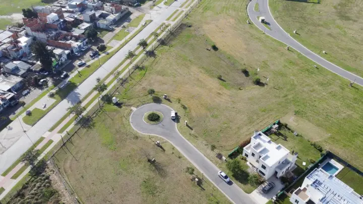 Lote de 705 m² en Bella Vista, foto 1