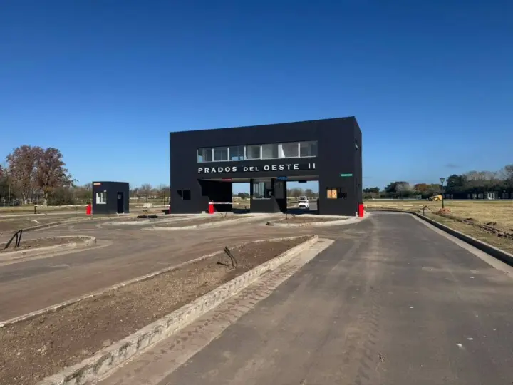 Lote de 802 m² en Moreno, foto 1