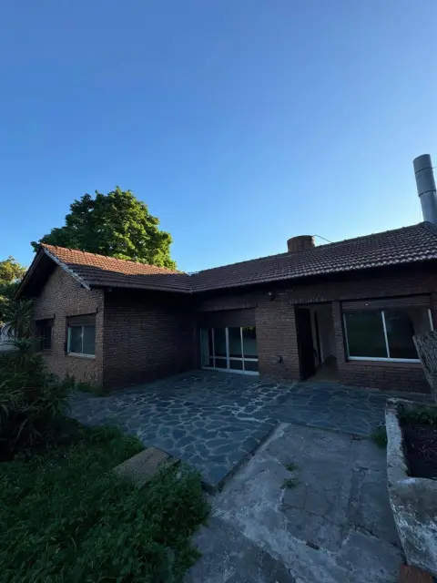 Casa de 4 dormitorios en El Palomar