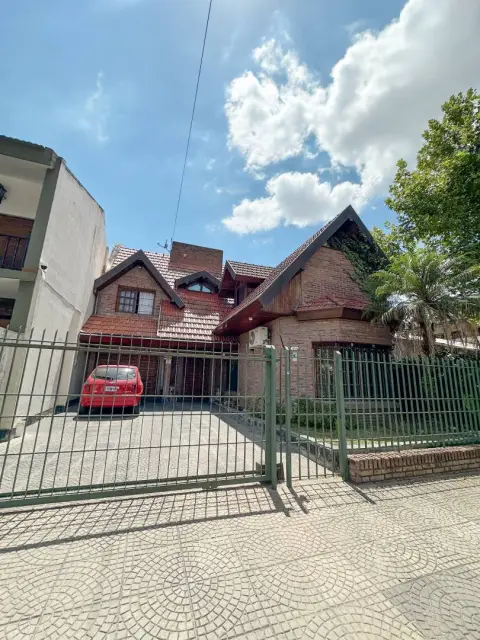 Casa de 3 dormitorios en Bella Vista