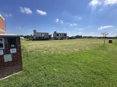 Lote de 651 m² en Bella Vista