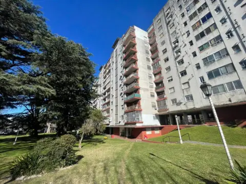 Departamento de 3 dormitorios en Villa Celina